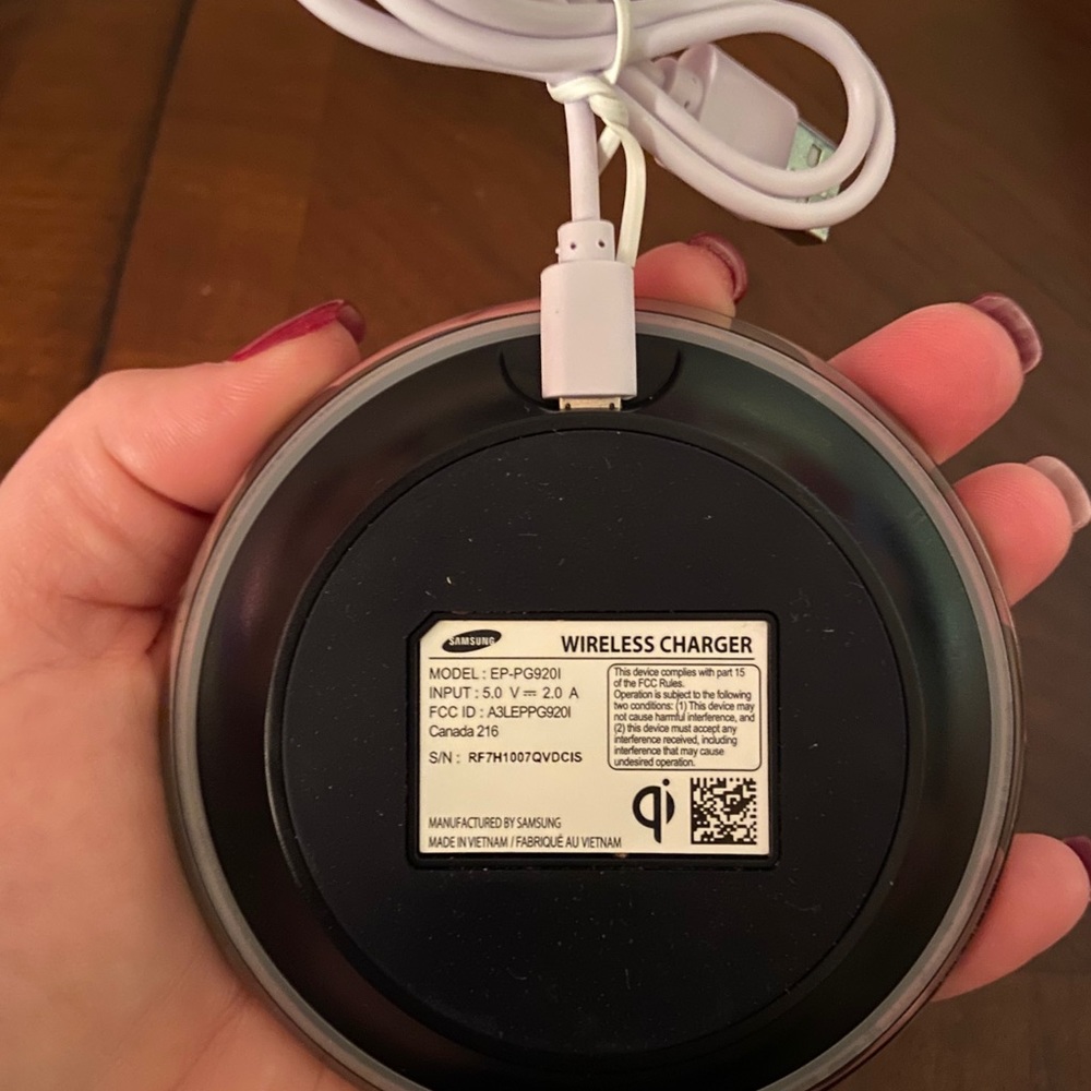 Samsung wireless charger - Picture 2 of 2